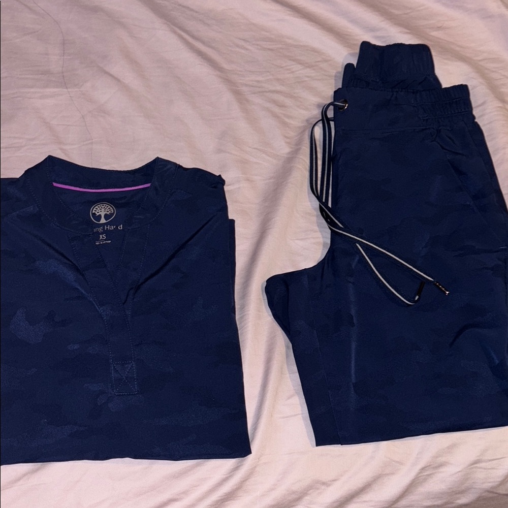 Healing hands scrub set - Picture 4 of 4